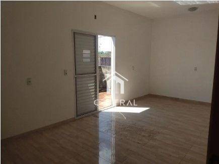 Casa à venda com 4 quartos, 100m² - Foto 19