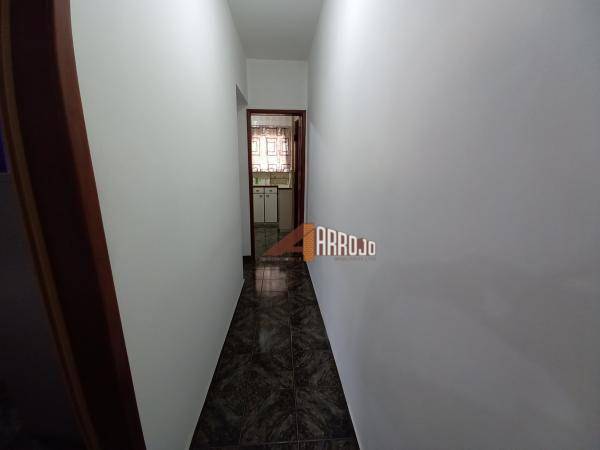 Sobrado à venda com 2 quartos, 130m² - Foto 11