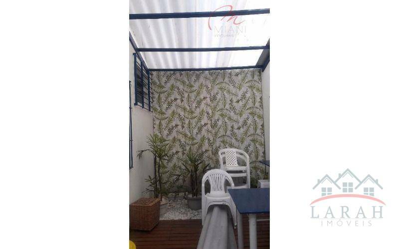 Casa à venda com 6 quartos, 250m² - Foto 5