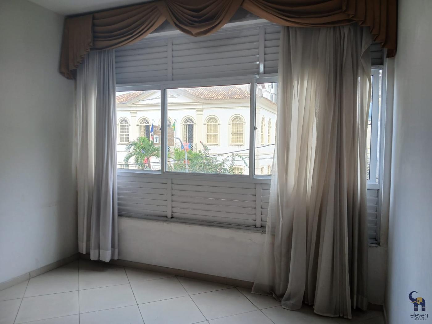 Apartamento à venda com 4 quartos, 200m² - Foto 13