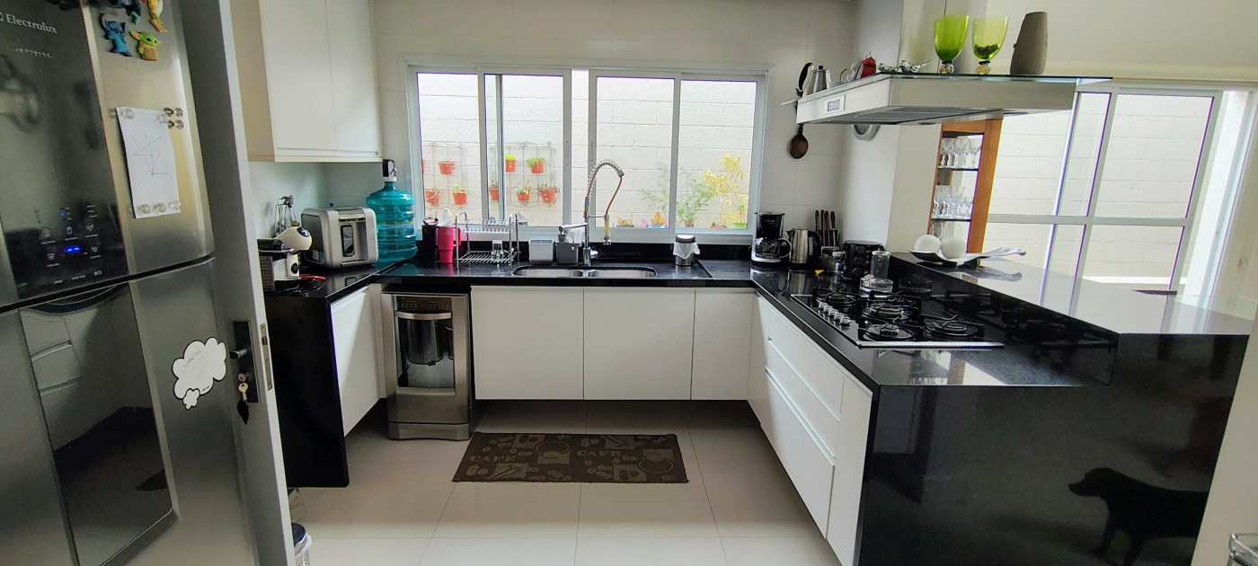 Casa, 4 quartos, 315 m² - Foto 30