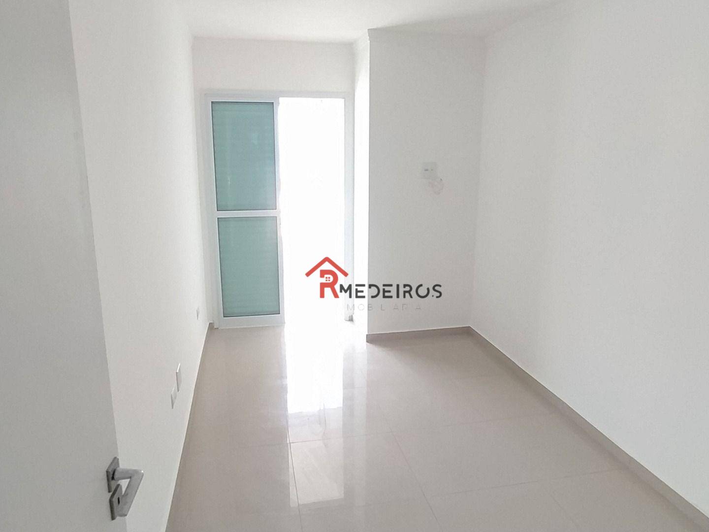 Apartamento à venda com 2 quartos, 75m² - Foto 19