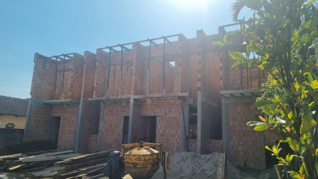 Sobrado à venda com 2 quartos, 70m² - Foto 4