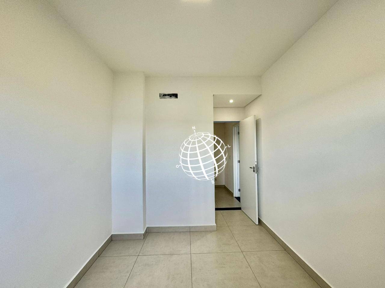 Apartamento para alugar com 2 quartos, 68m² - Foto 11