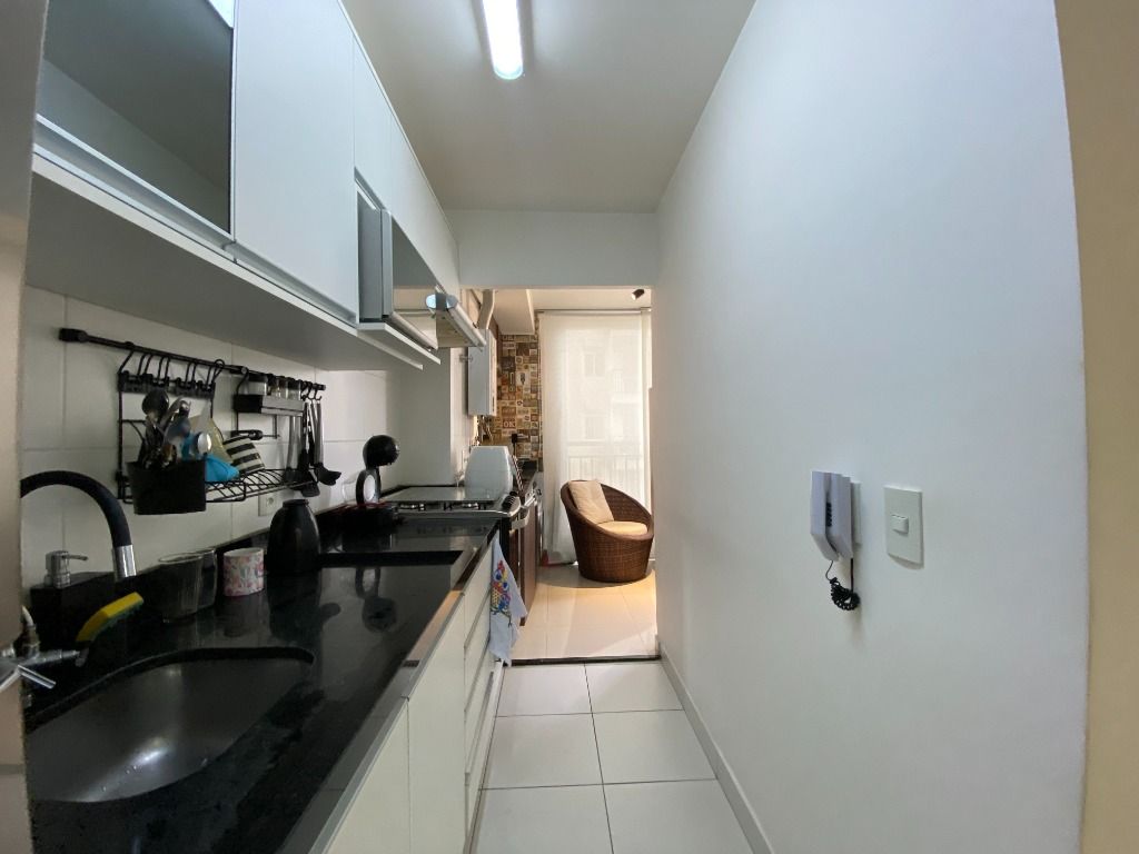 Apartamento à venda com 2 quartos, 61m² - Foto 9