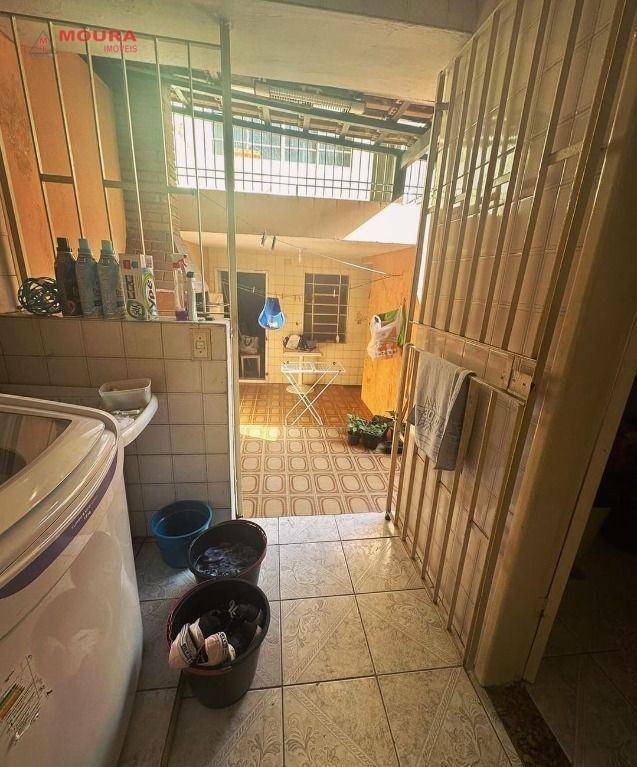 Sobrado à venda com 2 quartos, 110m² - Foto 4