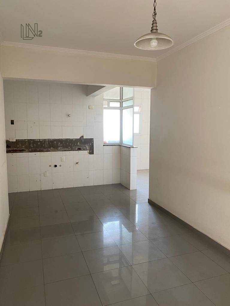 Apartamento à venda com 3 quartos, 121m² - Foto 30