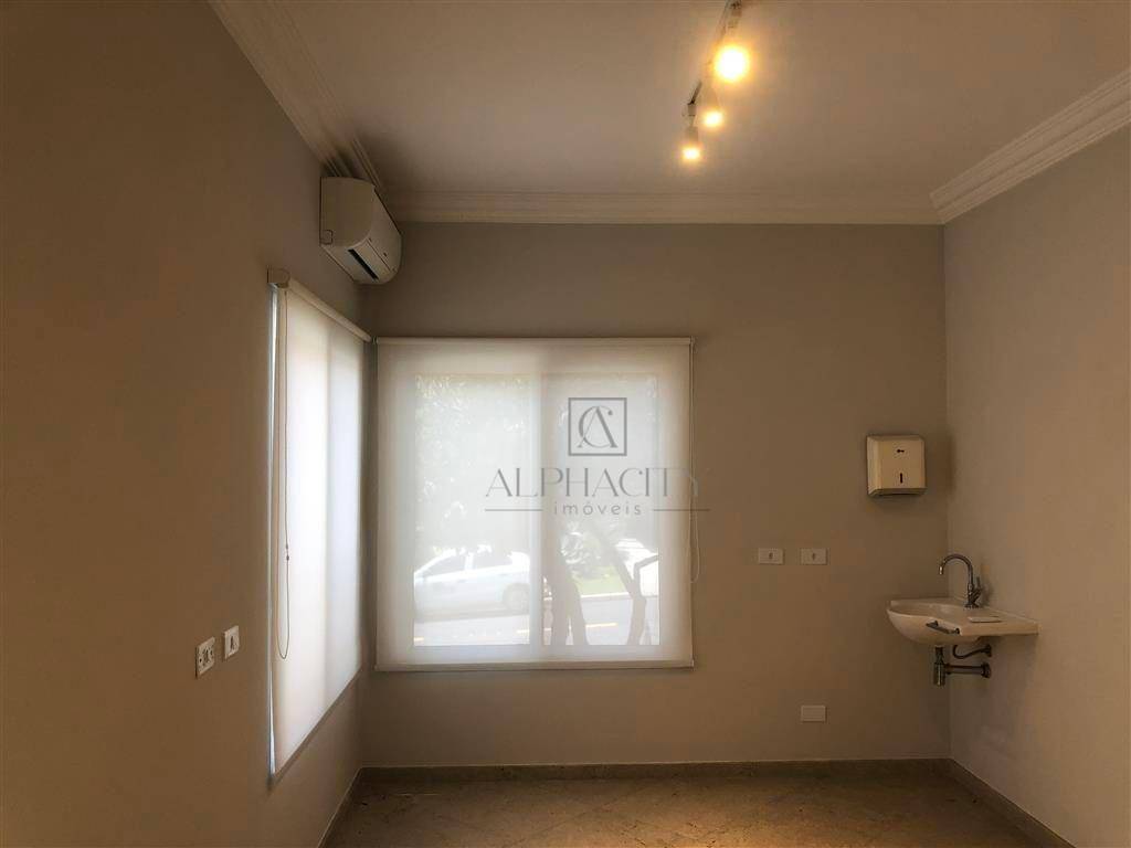 Casa de Condomínio para alugar com 4 quartos, 530m² - Foto 12