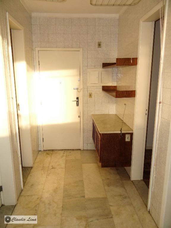 Apartamento à venda com 4 quartos, 200m² - Foto 17