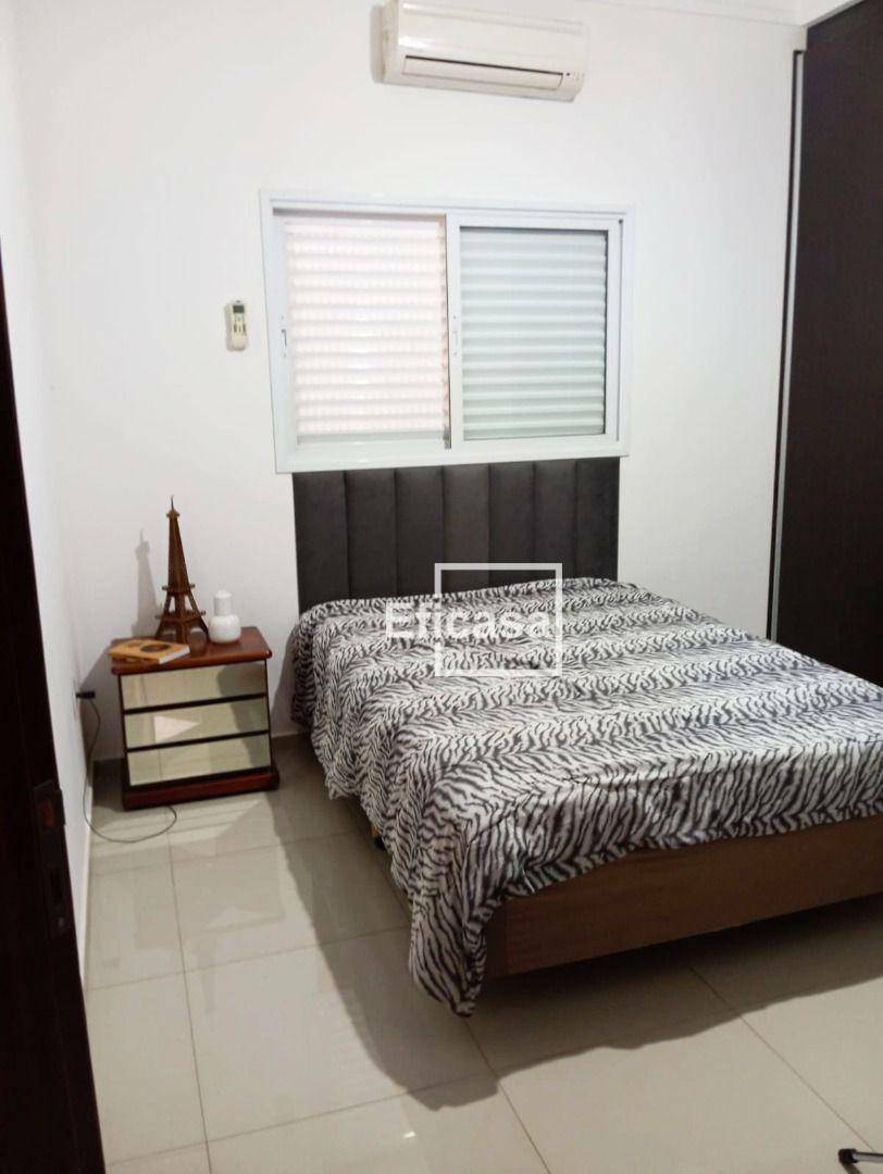 Casa à venda com 3 quartos, 196m² - Foto 6