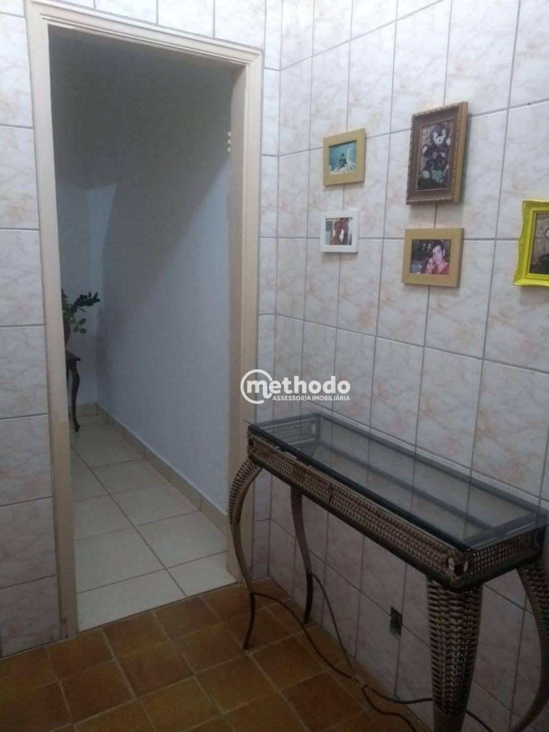 Casa à venda com 4 quartos, 200m² - Foto 13