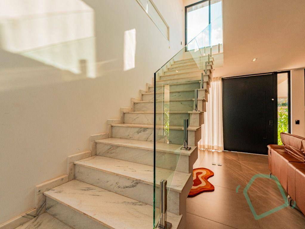 Casa de Condomínio à venda e aluguel com 3 quartos, 380m² - Foto 13