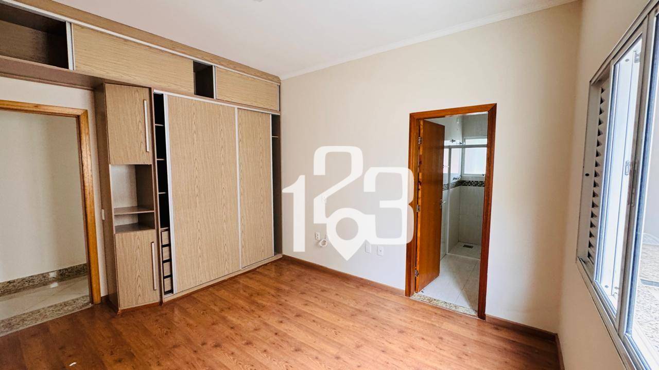 Casa de Condomínio à venda e aluguel com 4 quartos, 111m² - Foto 10