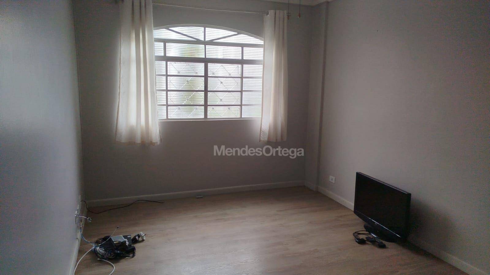 Apartamento para alugar com 3 quartos, 80m² - Foto 8