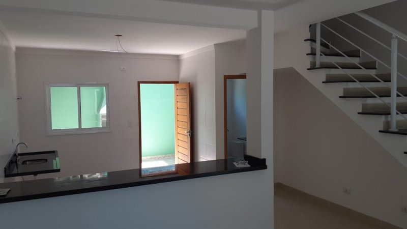 Sobrado à venda com 2 quartos, 90m² - Foto 4