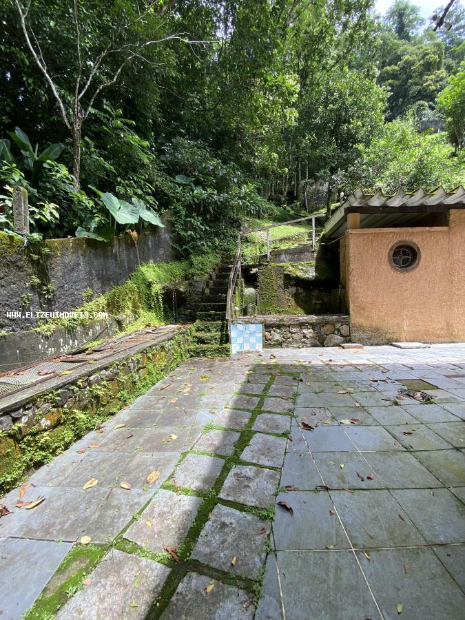 Casa de Condomínio à venda com 4 quartos, 1000m² - Foto 17