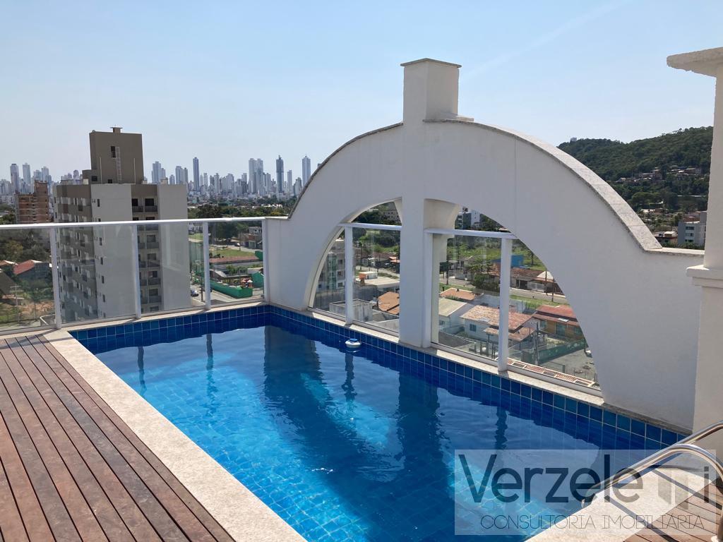 Apartamento à venda com 2 quartos, 76m² - Foto 11