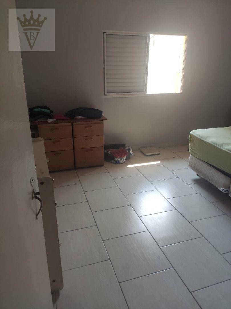 Sobrado à venda com 3 quartos, 200m² - Foto 5