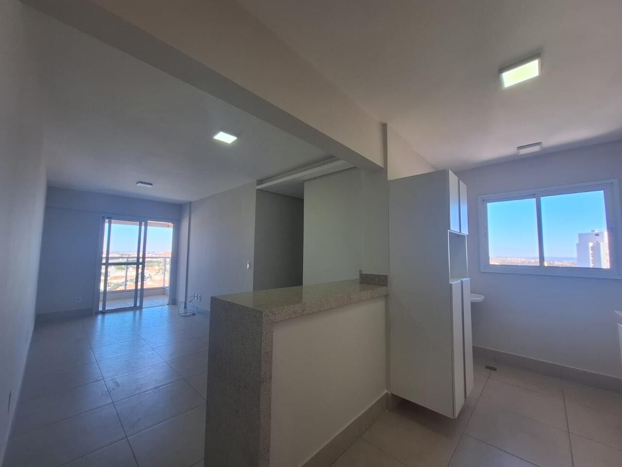 Apartamento à venda com 2 quartos - Foto 2