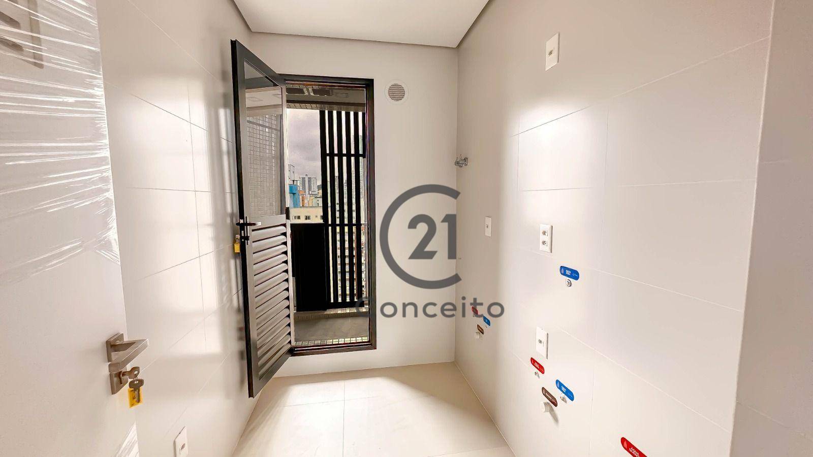 Apartamento à venda com 4 quartos, 133m² - Foto 10