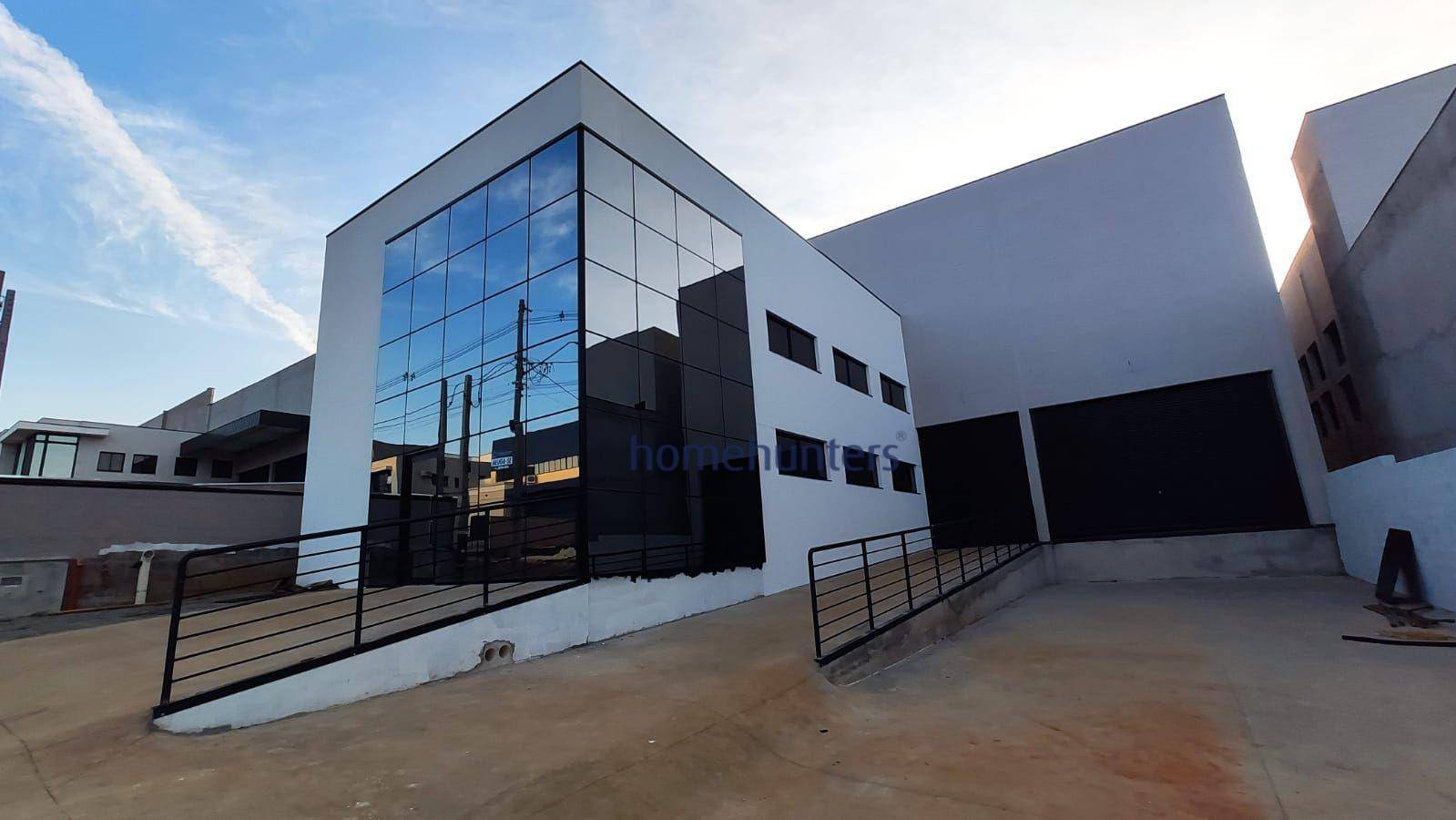 Depósito-Galpão-Armazém para alugar, 947m² - Foto 1