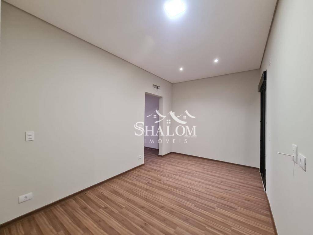 Casa à venda com 3 quartos, 214m² - Foto 17