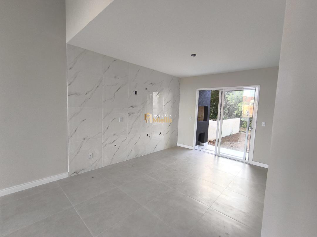 Casa à venda com 2 quartos, 68m² - Foto 3