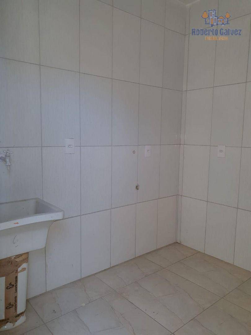 Casa à venda com 2 quartos, 85m² - Foto 13