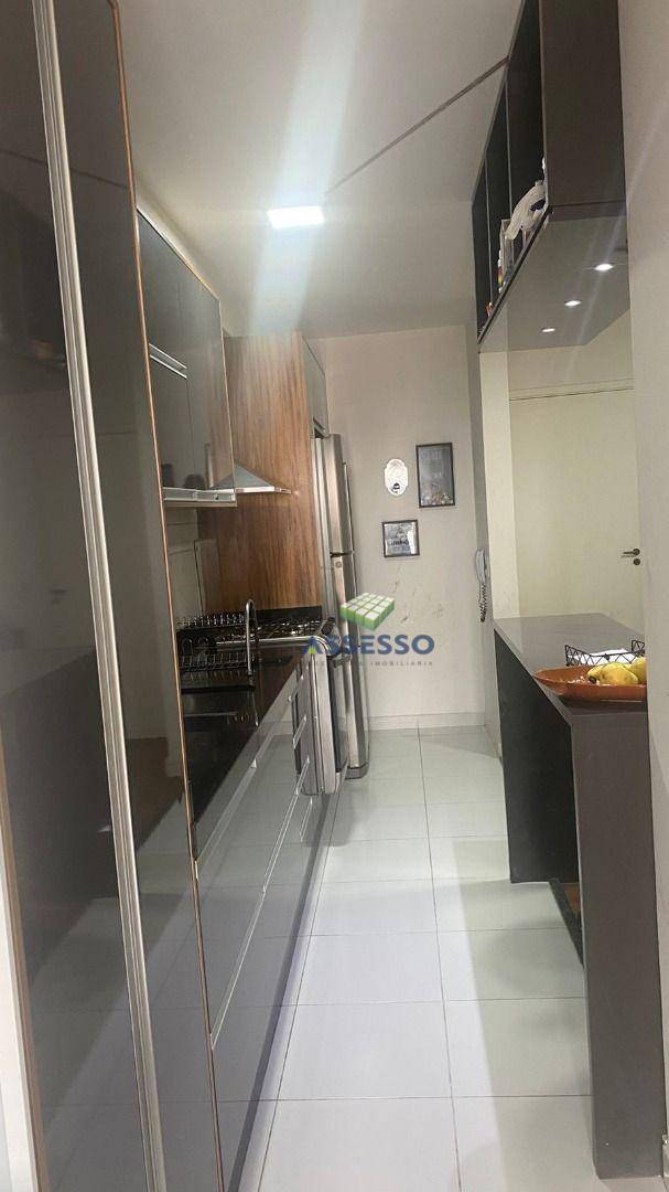 Apartamento à venda com 2 quartos, 80m² - Foto 12