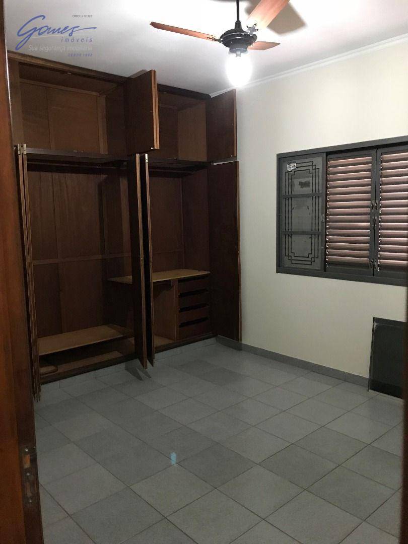 Sobrado à venda com 3 quartos, 225m² - Foto 16