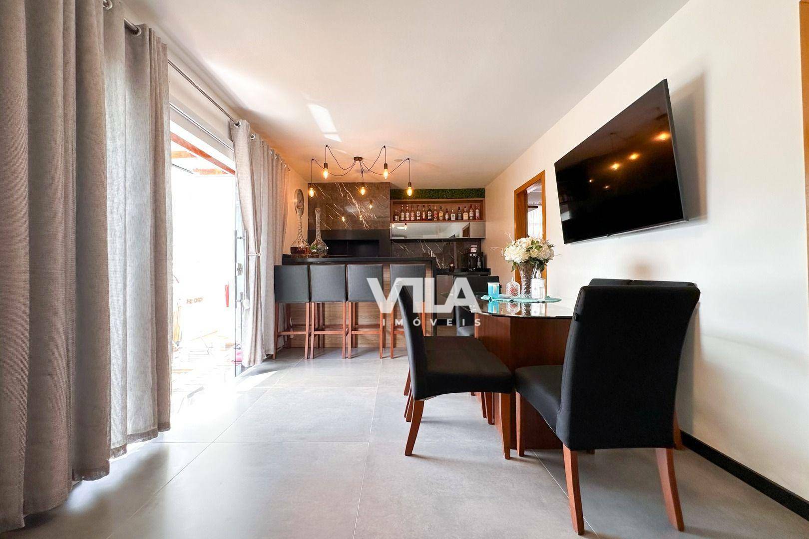 Casa à venda com 3 quartos, 229m² - Foto 24