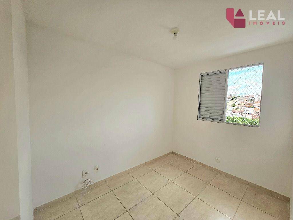 Apartamento para alugar com 2 quartos, 50m² - Foto 8