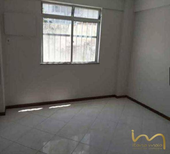 Apartamento à venda com 1 quarto, 49m² - Foto 2