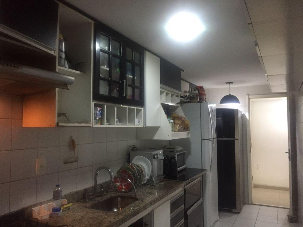 Apartamento à venda com 3 quartos, 94m² - Foto 4