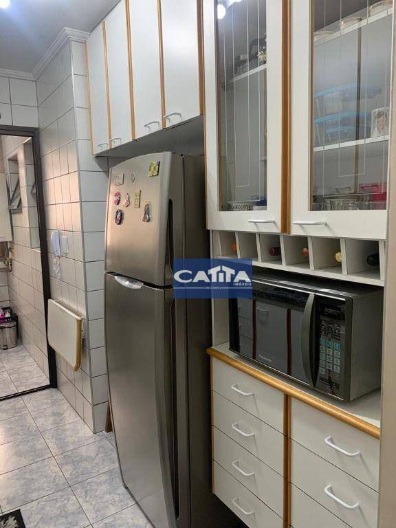 Apartamento à venda com 3 quartos, 82m² - Foto 11