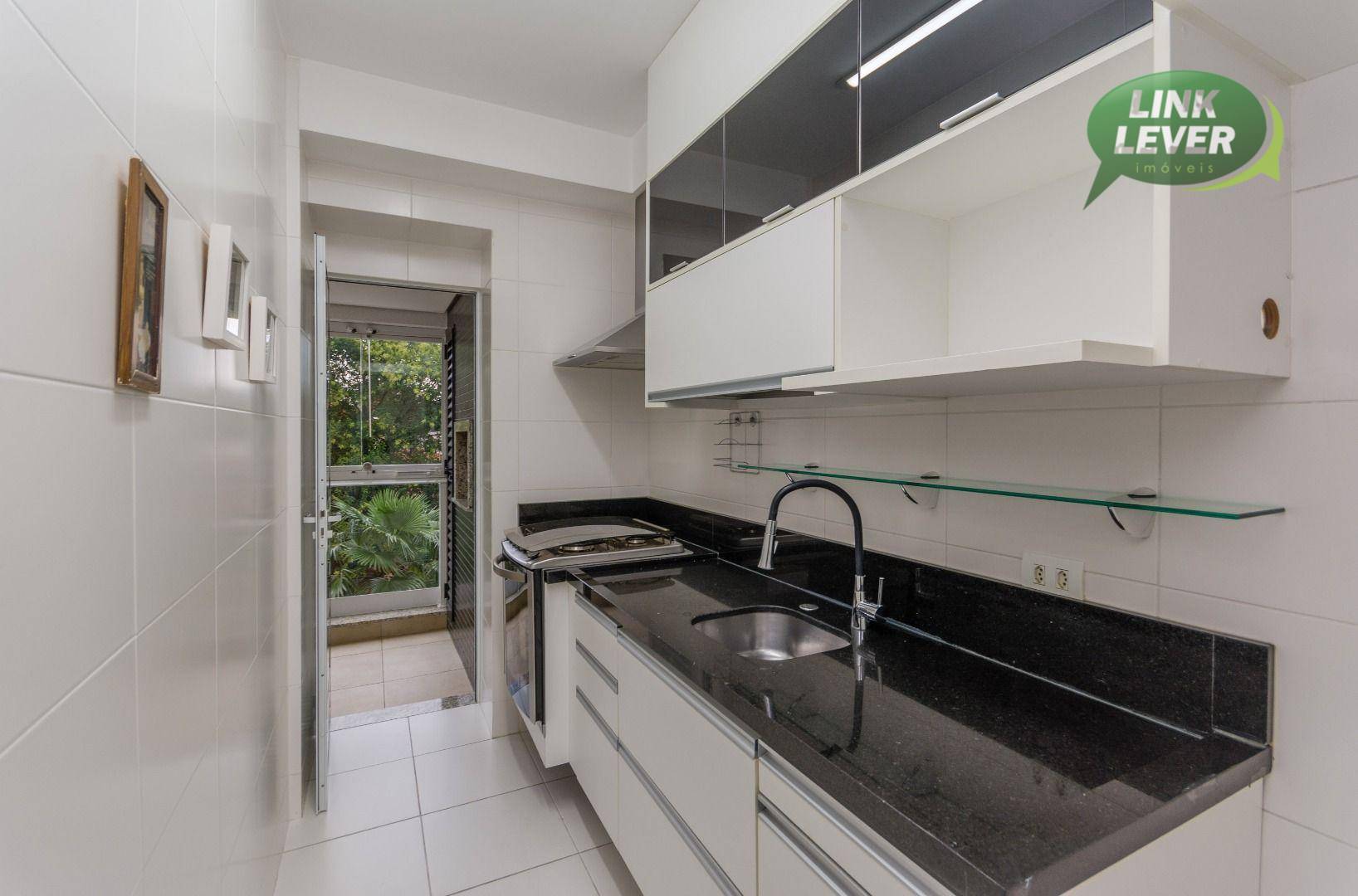 Apartamento para alugar com 3 quartos, 78m² - Foto 35