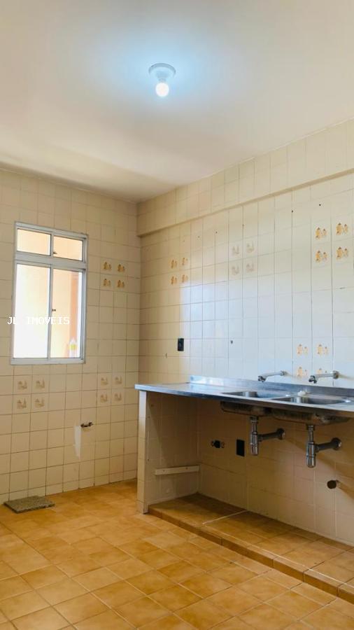 Apartamento à venda com 3 quartos, 120m² - Foto 18