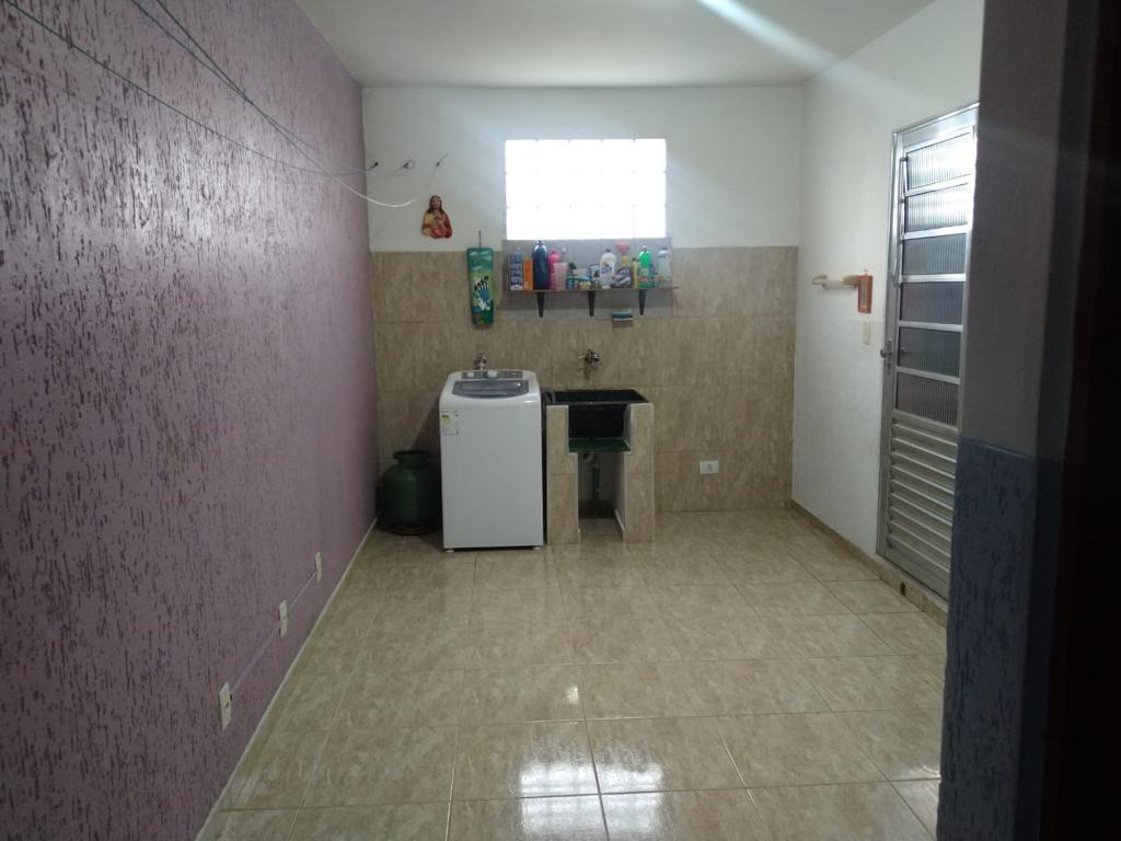 Casa à venda com 3 quartos - Foto 25