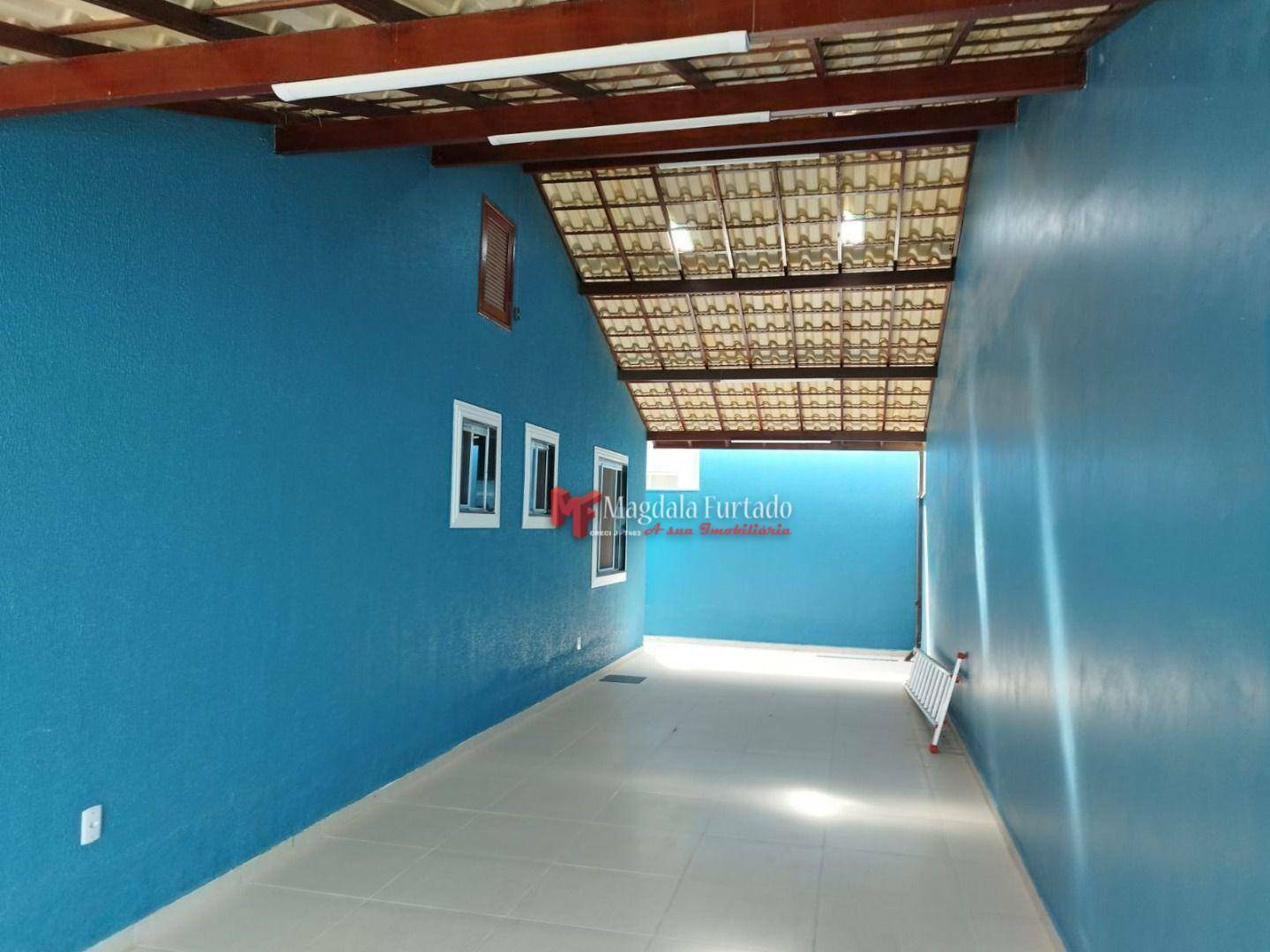 Casa à venda com 2 quartos, 62m² - Foto 4