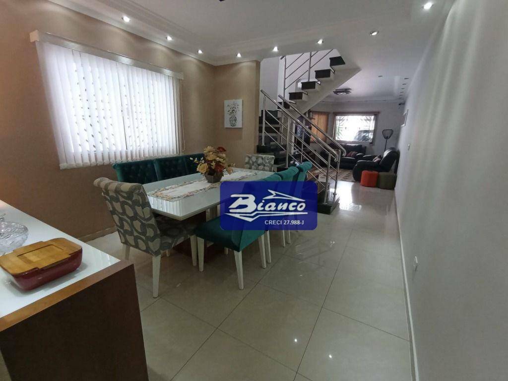 Sobrado à venda com 3 quartos, 160m² - Foto 1