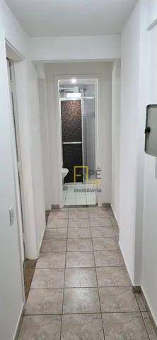 Apartamento para alugar com 2 quartos, 75m² - Foto 3