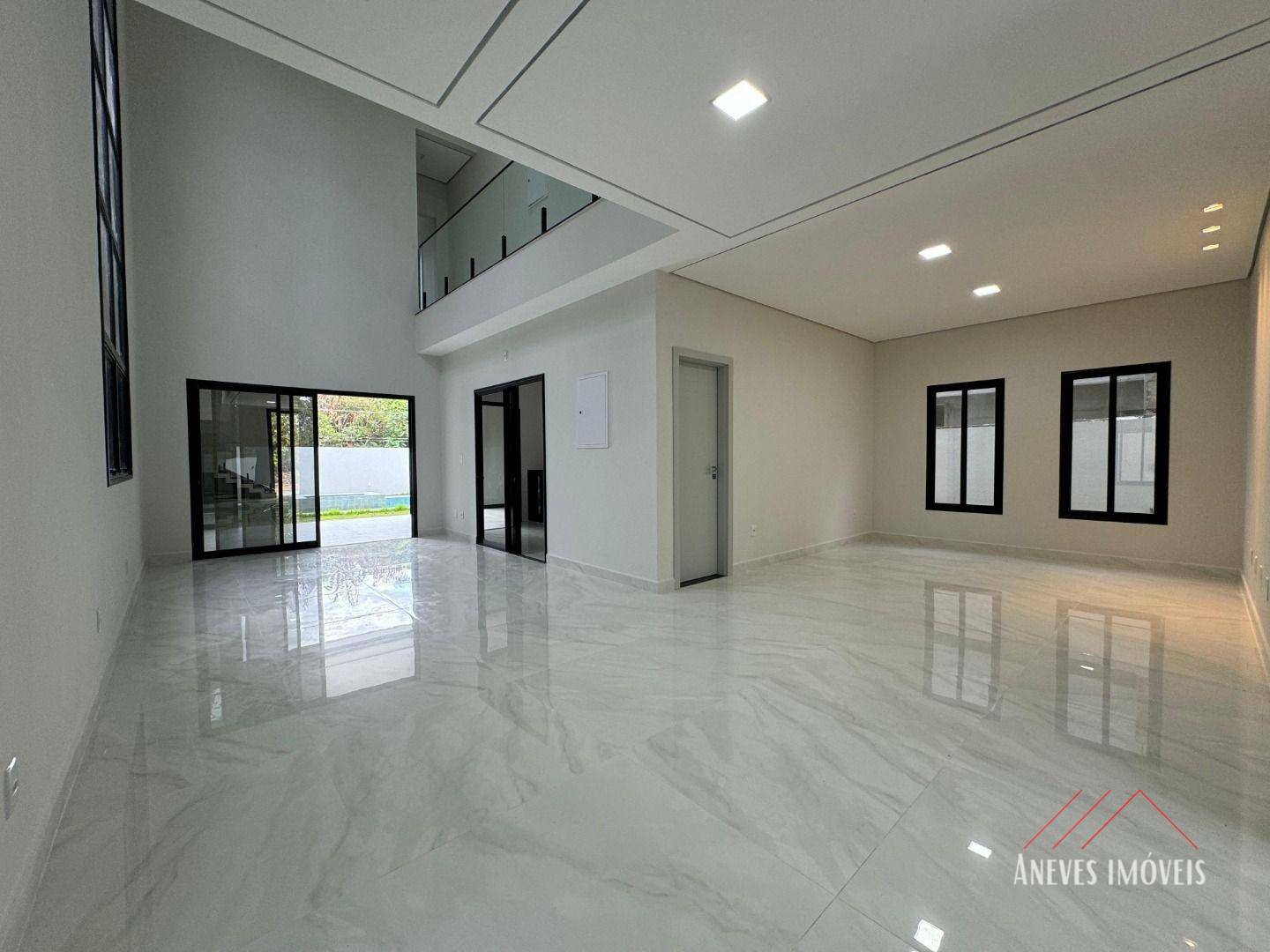 Casa de Condomínio à venda com 3 quartos, 300m² - Foto 4