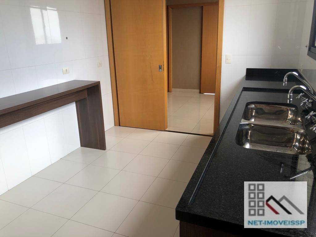 Apartamento à venda com 4 quartos, 208m² - Foto 16