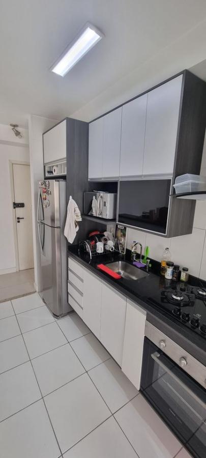Apartamento à venda com 3 quartos, 73m² - Foto 4