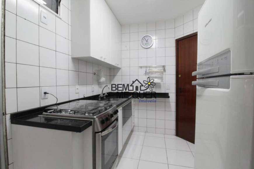 Apartamento à venda com 2 quartos, 82m² - Foto 11