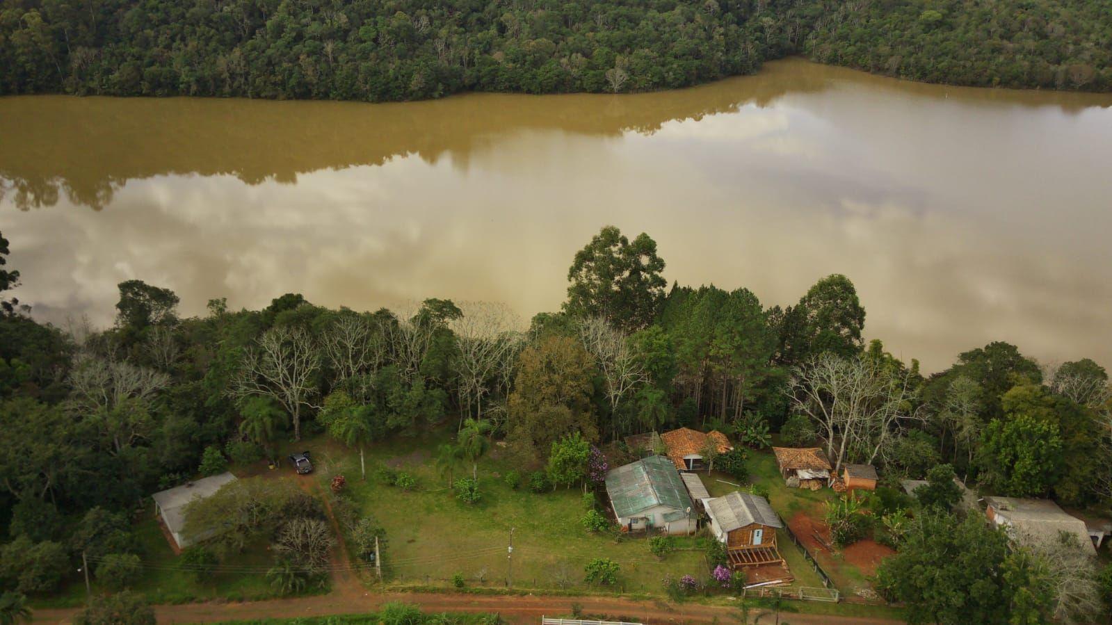 Fazenda à venda com 2 quartos, 2247m² - Foto 3