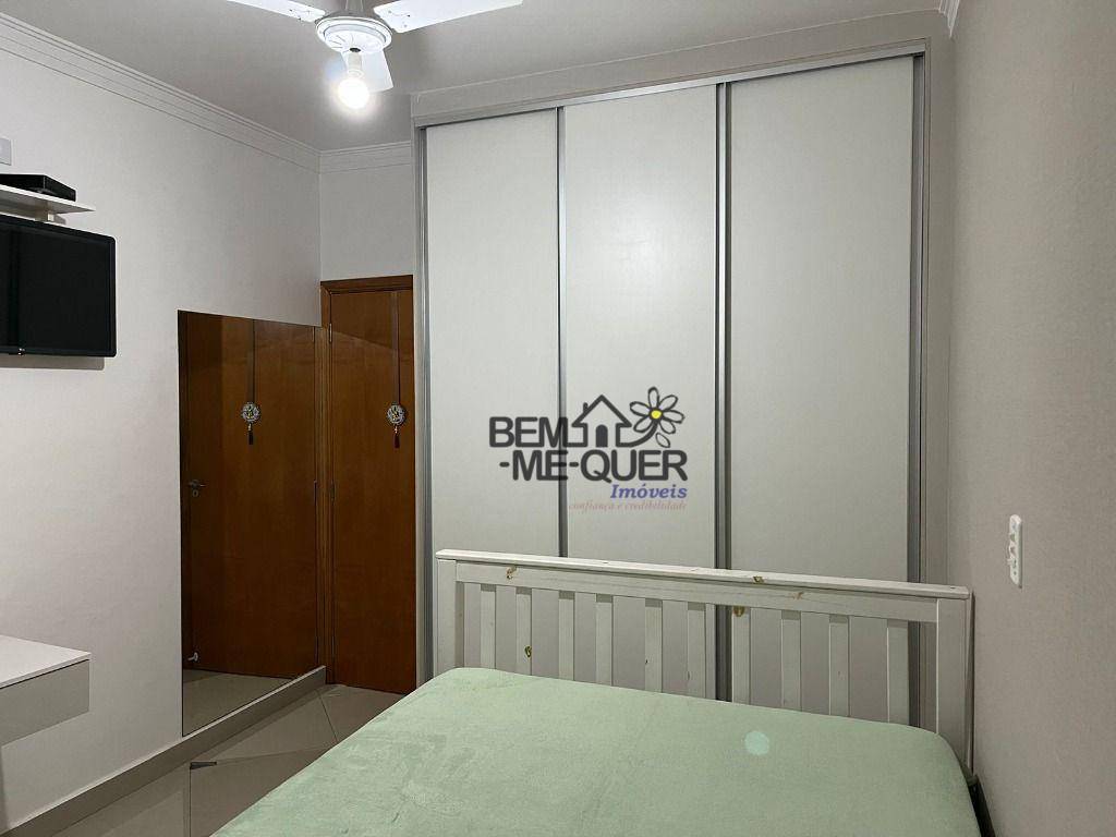 Casa à venda com 3 quartos, 196m² - Foto 4