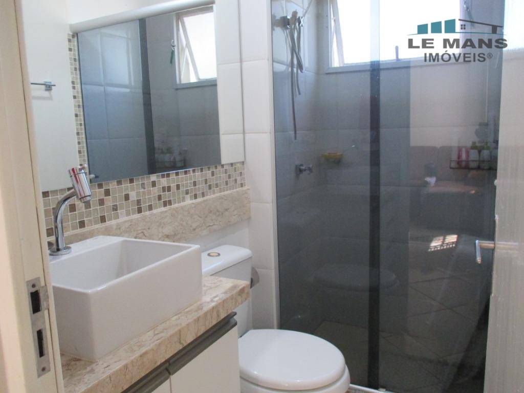 Apartamento à venda com 2 quartos, 48m² - Foto 13