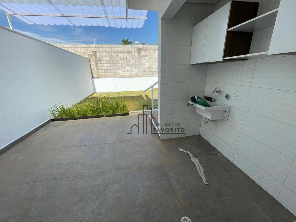 Casa à venda com 3 quartos, 190m² - Foto 9