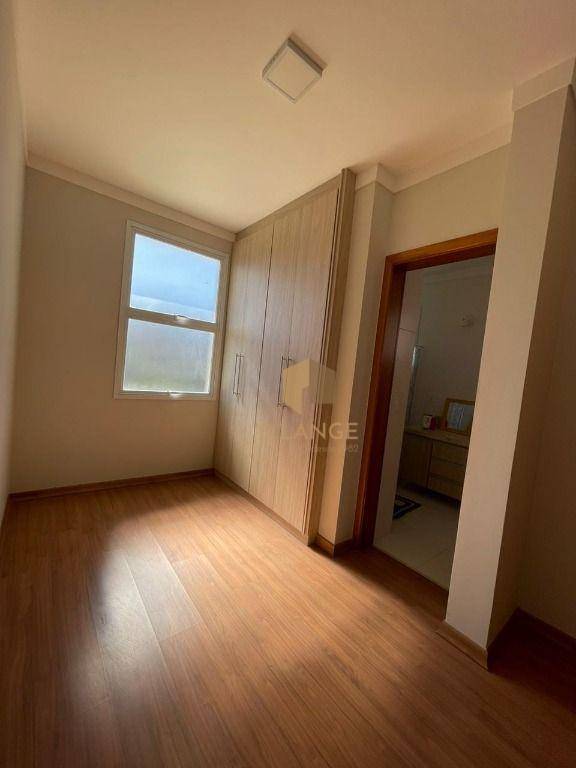 Casa de Condomínio à venda com 3 quartos, 219m² - Foto 35